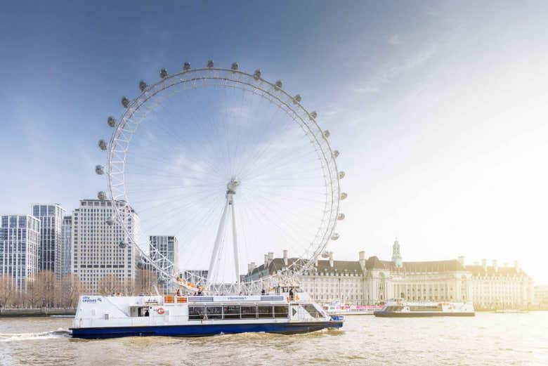 Vista del London Eye dalla barca